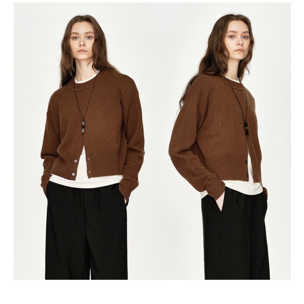 Asymmetrical Hem Wool Sweater – Loose Fit Round Neck Knit